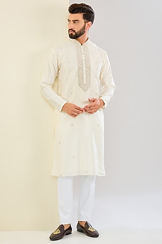 Cream Silk Hand & Machine Embroidered Kurta Set by SVEN SUITS