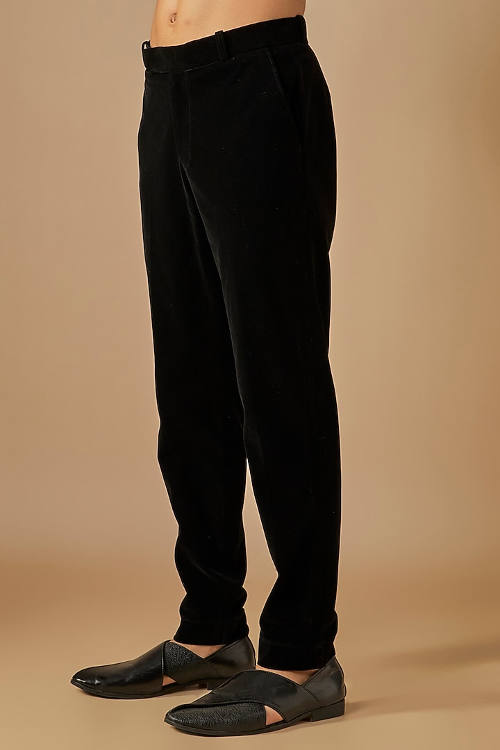 Black Velvet hand Embroidered Open Wedding Indowestern Set by SVEN SUITS at Pernia's Pop Up Shop