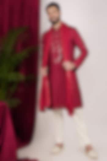 Red Faux Silk Embroidered Kurta Set by SVEN SUITS