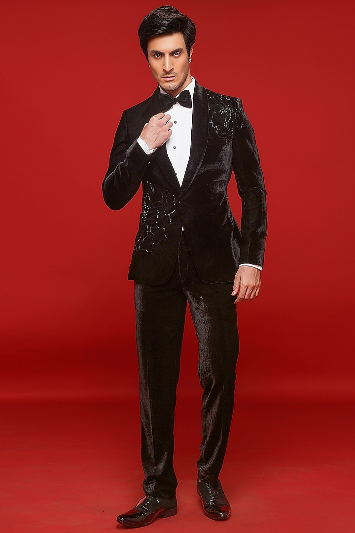 Black Velvet Floral Placement Embroidered Tuxedo Set by SVEN SUITS