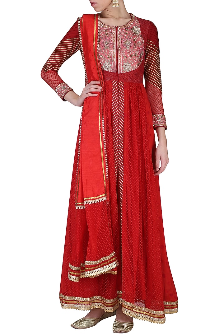 Red embroidered anarkali set available only at Pernia's Pop Up Shop.