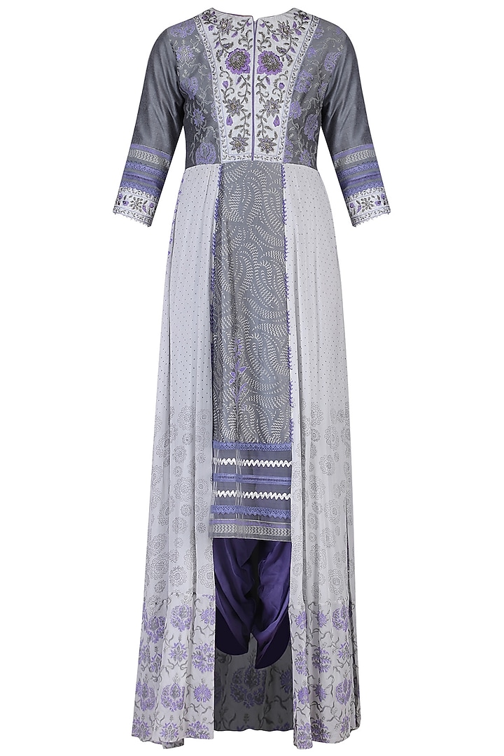 Grey printed embroidered kurta set available only at Pernia's Pop Up Shop.