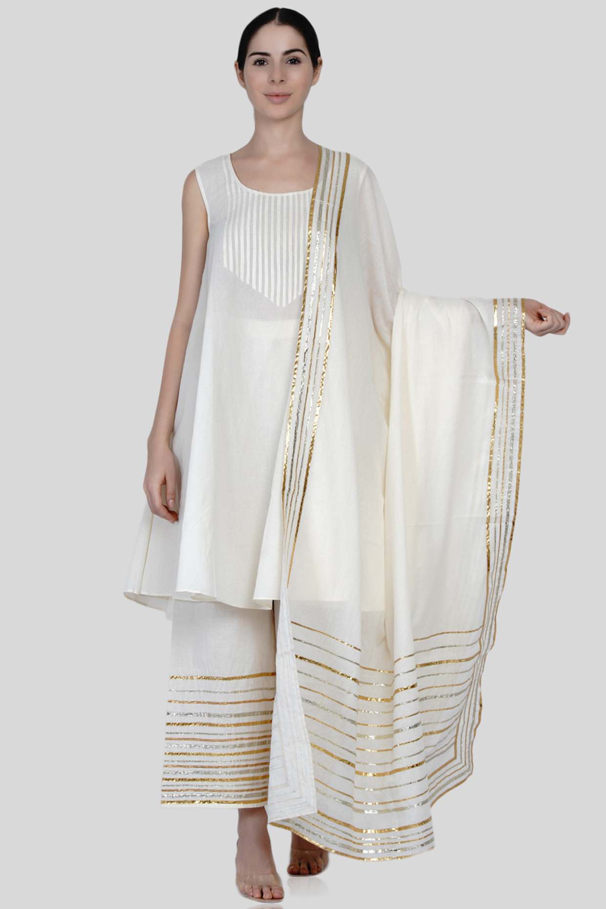 Off White Applique Embroidered Kurta by Gulabo By Abu Sandeep at Pernia's Pop Up Shop