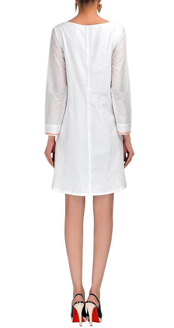White cotton/silk kurti with detailed metal pipe embroidery on the neck available only at Pernia's Pop-Up Shop.