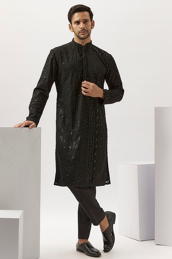 Black Georgette Paisley Embroidered Kurta Set by SVEN SUITS
