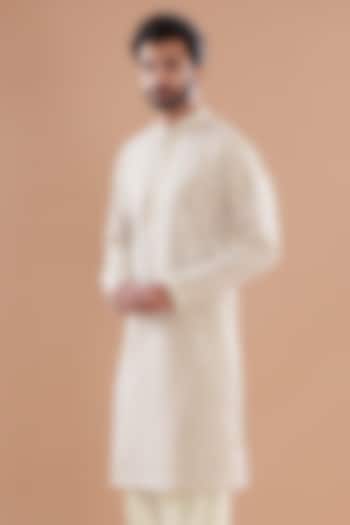 White Georgette Mirror Embroidered Kurta by SVEN SUITS at Pernia's Pop Up Shop