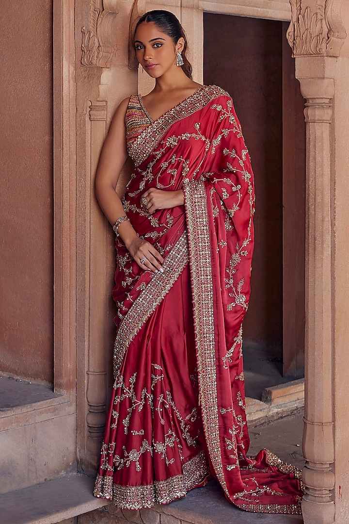 Red Raw Silk Sequins & Cutdana Hand Embroidered Saree Set by Studio Bagechaa at Pernia's Pop Up Shop