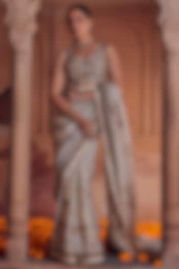 Ivory Raw Silk & Bandhani Tissue Dori Work Reception Saree Set by Studio Bagechaa at Pernia's Pop Up Shop