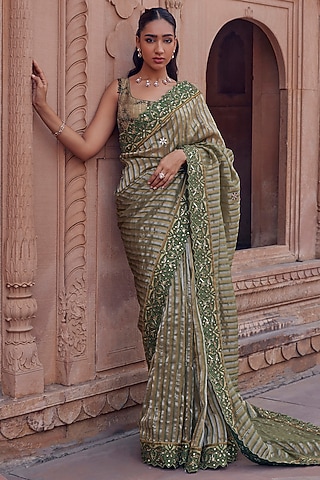 Green Raw Silk & Bandhani Tissue Dori Embroidered Saree Set by Studio Bagechaa
