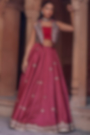 Red Fine Silk & Chanderi Handwork Skirt Set by Studio Bagechaa
