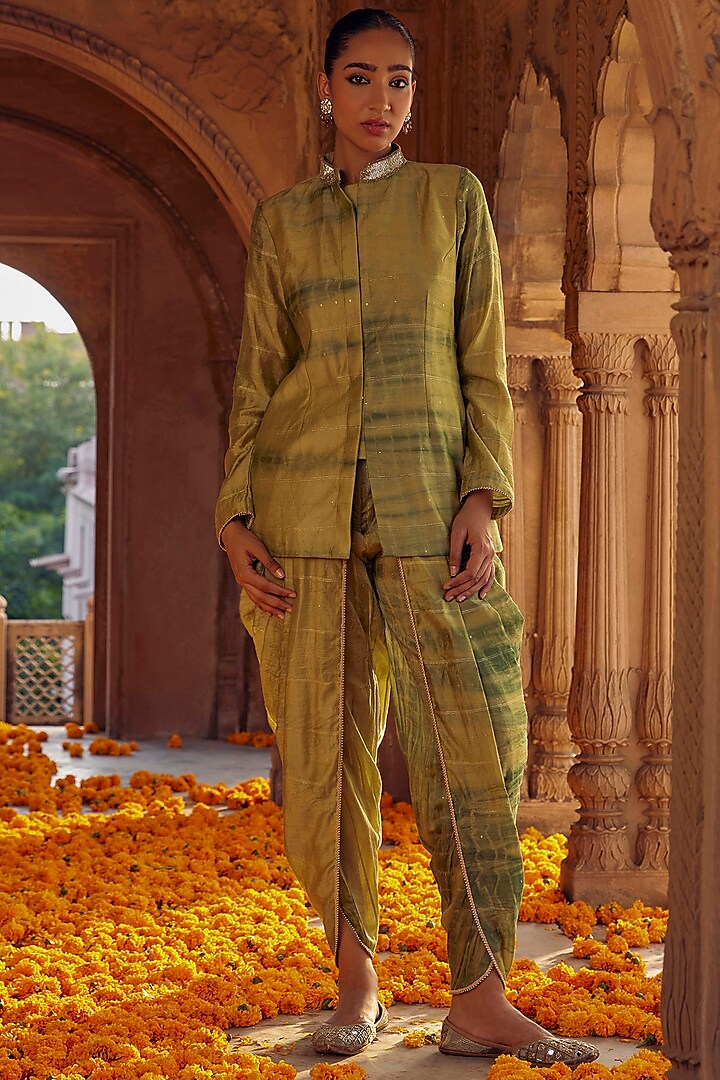 Mint Green Chanderi Silk Tie-Dyed Dhoti Set by Studio Bagechaa