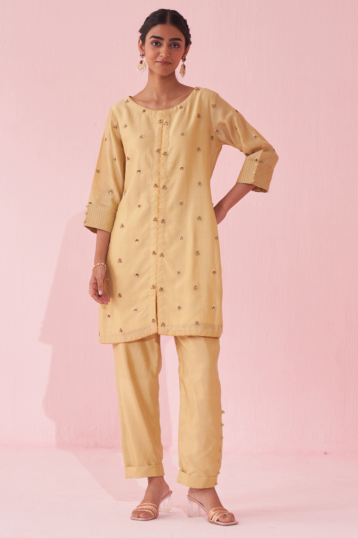 Yellow Chanderi Hand & Machine Embroidered Kurta Set by Studio Bagechaa at Pernia's Pop Up Shop
