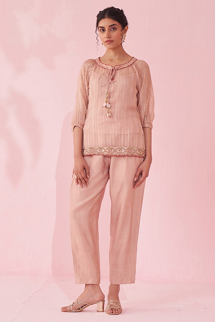 Blush Pink Organza & Katan Co-Ord Set by Studio Bagechaa at Pernia's Pop Up Shop