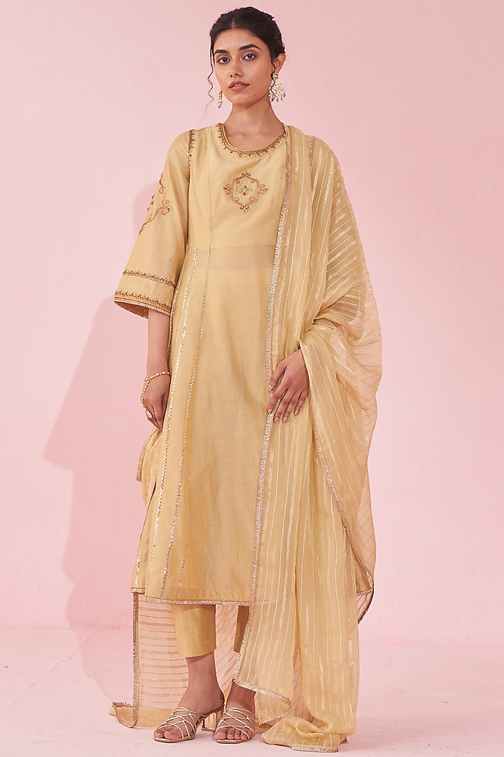 Yellow Chanderi & Organza Lurex Embroidered Party Wear Anarkali Set by Studio Bagechaa at Pernia's Pop Up Shop