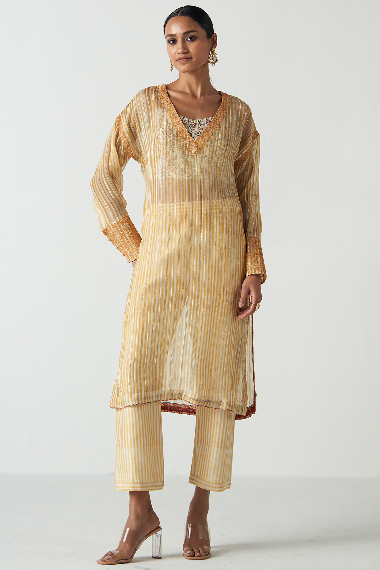Yellow Chanderi Screen Printed Kurta Set by Studio Bagechaa at Pernia's Pop Up Shop