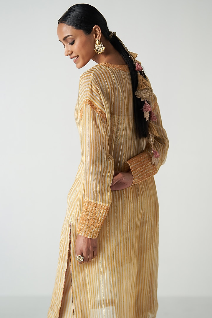 Yellow Chanderi Screen Printed Kurta Set by Studio Bagechaa at Pernia's Pop Up Shop