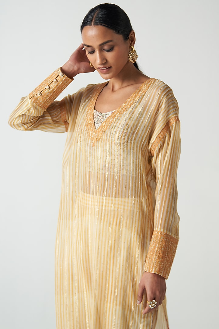 Yellow Chanderi Screen Printed Kurta Set by Studio Bagechaa at Pernia's Pop Up Shop