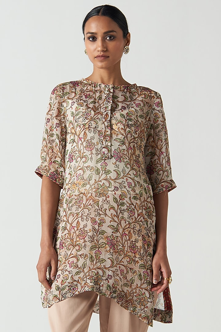 Green Organza & Chanderi Screen Printed Short Kurta Set by Studio Bagechaa at Pernia's Pop Up Shop
