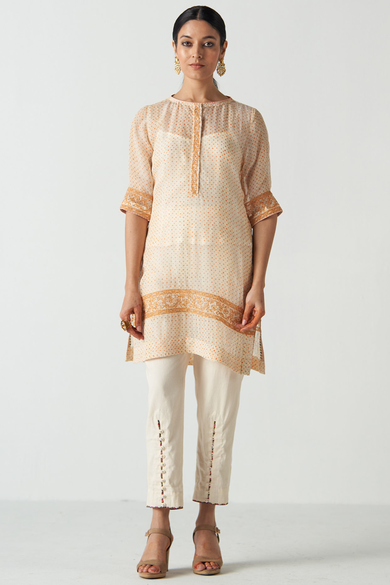 Orange Organza & Chanderi Screen Printed Short Kurta Set by Studio Bagechaa at Pernia's Pop Up Shop
