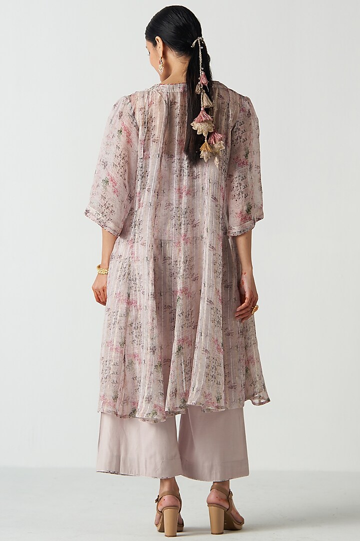 Purple Organza & Chanderi Screen Printed Cape Set by Studio Bagechaa at Pernia's Pop Up Shop