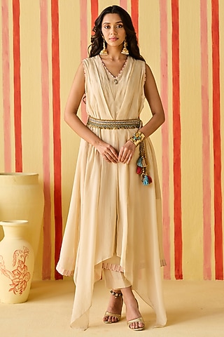 Beige Modal Chanderi Resham Work Kurta Set by Studio Bagechaa