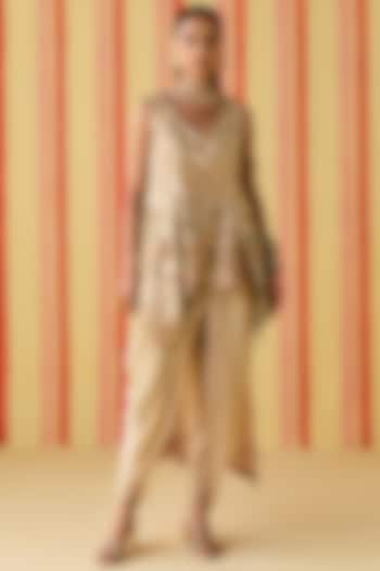 Beige Crepe & Organza Dhoti Set by Studio Bagechaa at Pernia's Pop Up Shop