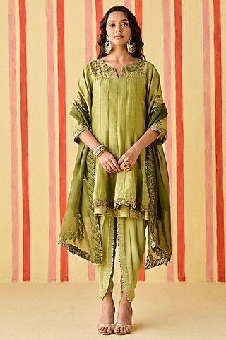 Green Chanderi Resham & Zardosi Work Kurta Set by Studio Bagechaa