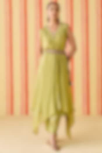 Green Modal Chanderi Resham Work Kurta Set by Studio Bagechaa at Pernia's Pop Up Shop