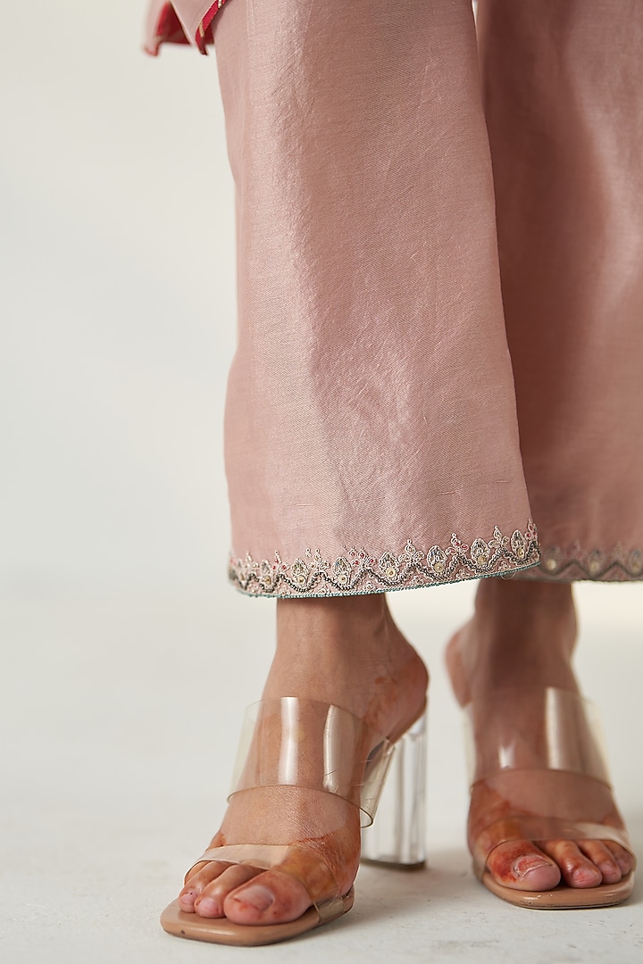 Blush Pink Organza Hand Embroidered Kurta Set by Studio Bagechaa at Pernia's Pop Up Shop