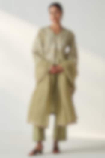 Green Chanderi Hand Embroidered Kurta Set by Studio Bagechaa at Pernia's Pop Up Shop