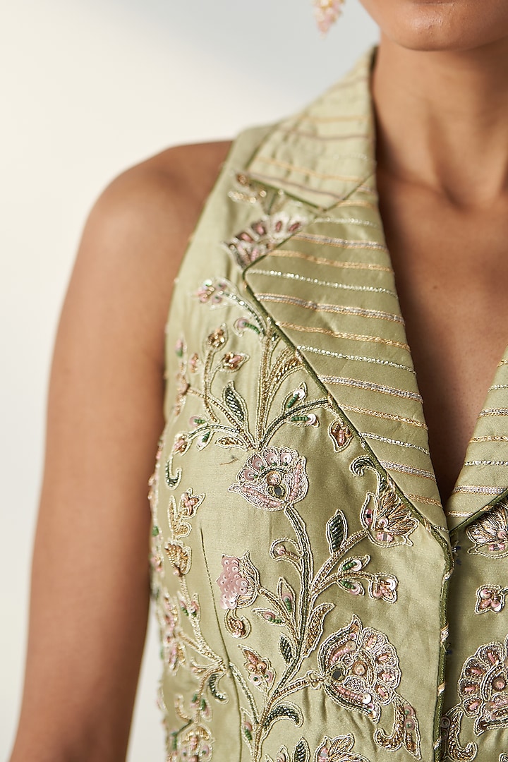 Green Chanderi Sequins Embroidered Wedding Lehenga Set by Studio Bagechaa at Pernia's Pop Up Shop