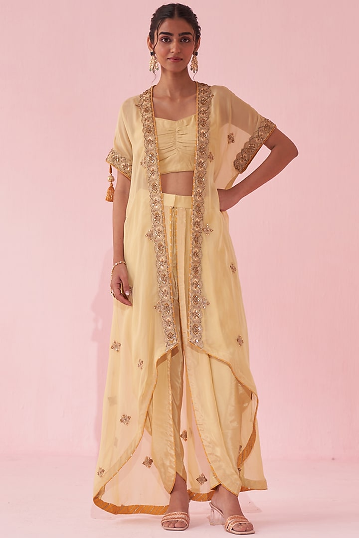 Yellow Organza Resham Hand Embroidered Cape Set by Studio Bagechaa at Pernia's Pop Up Shop
