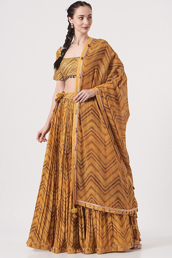 Mustard Printed Wedding Lehenga Set by Studio Bagechaa at Pernia's Pop Up Shop