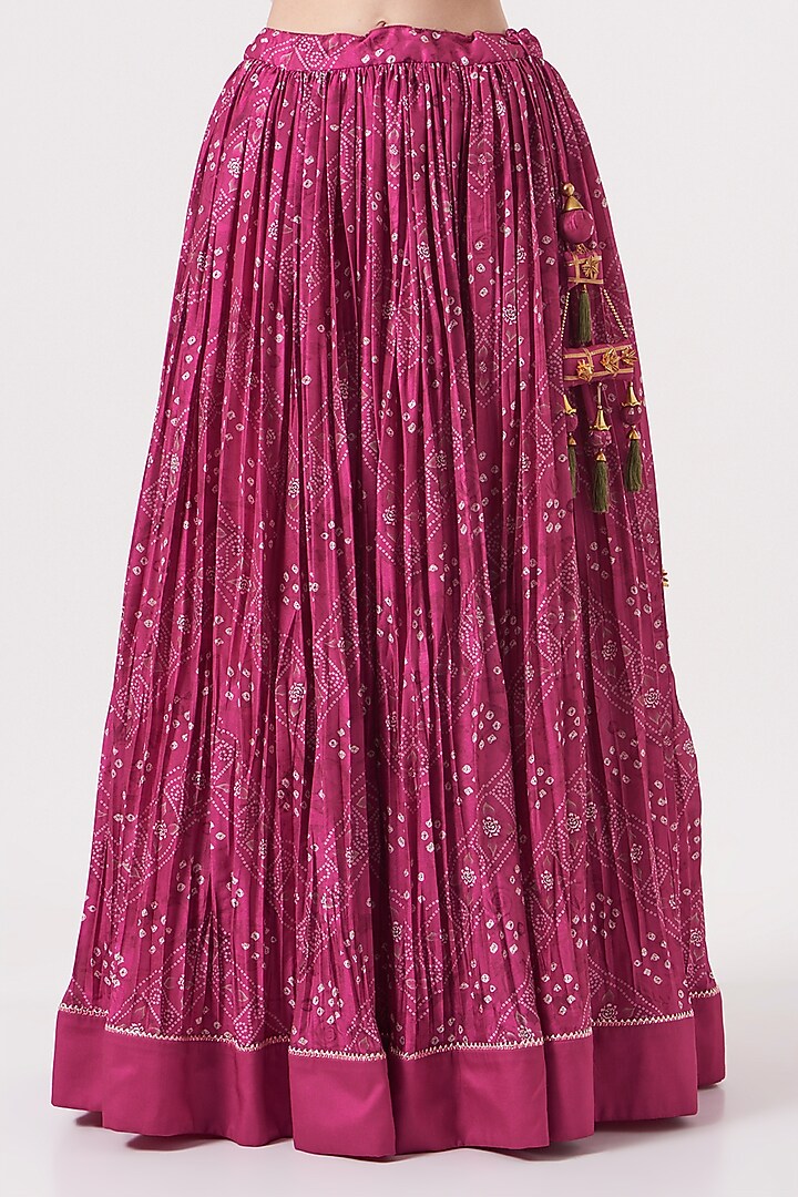 Magenta Silk Printed Wedding Lehenga Set by Studio Bagechaa at Pernia's Pop Up Shop