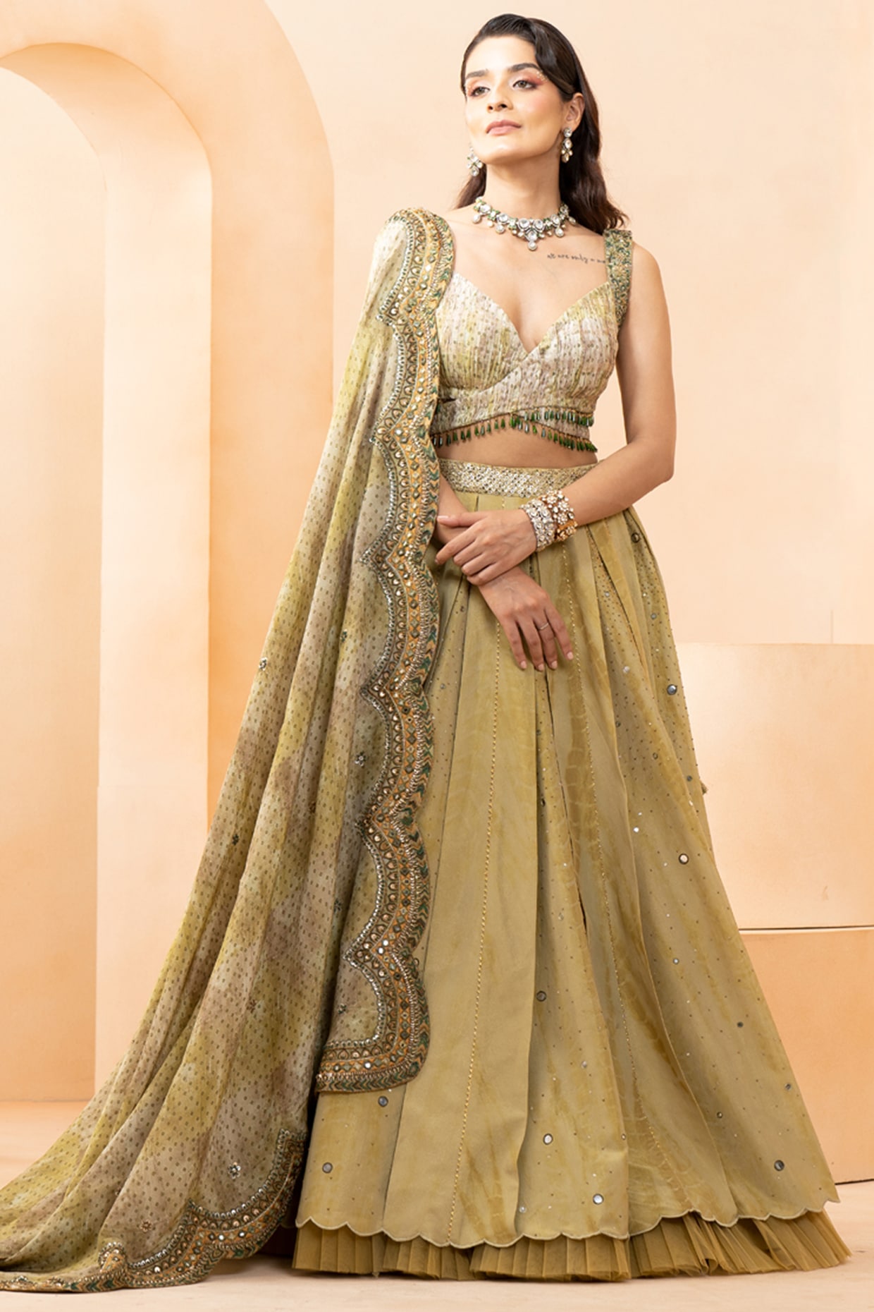 Chic & Stylish Sangeet Lehengas By Avnni Kapur | ShaadiWish.com