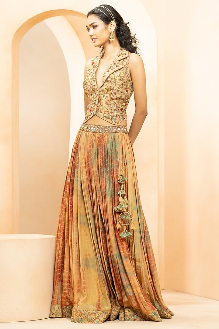 Multi-Colored Shimmer Fabric Bandhani Dye & Kalamkari Printed Skirt Set by Studio Bagechaa at Pernia's Pop Up Shop