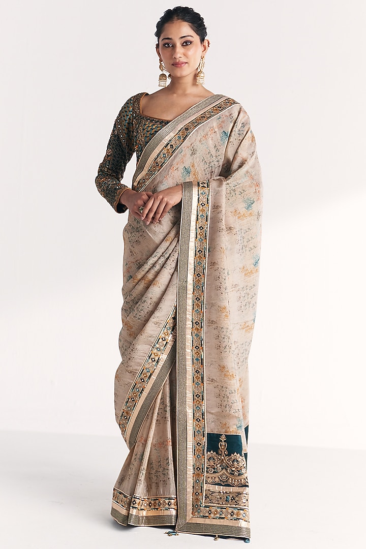 Blue Tissue Hand Embroidered Wedding Saree Set by Studio Bagechaa at Pernia's Pop Up Shop