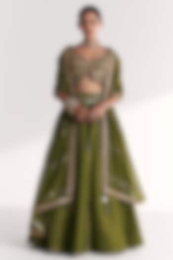 Green Bandhani Tissue Hand Embroidered Wedding Lehenga Set by Studio Bagechaa at Pernia's Pop Up Shop