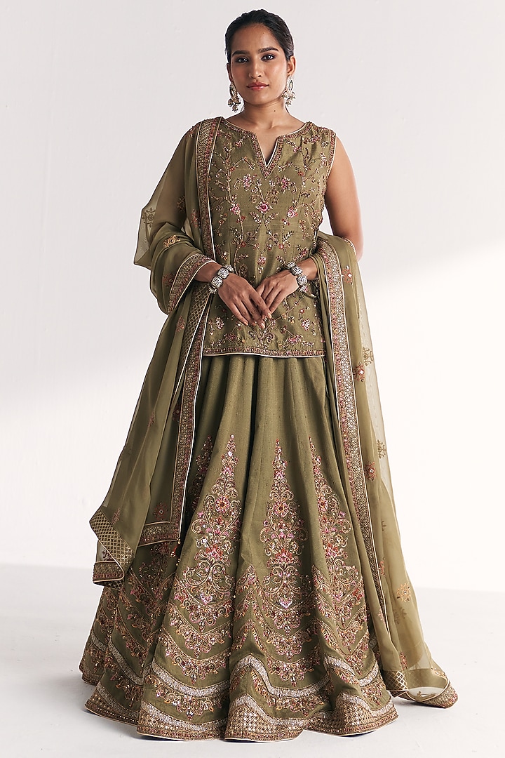 Green Raw Silk & Dola Silk Embroidered Bridal Lehenga Set by Studio Bagechaa at Pernia's Pop Up Shop