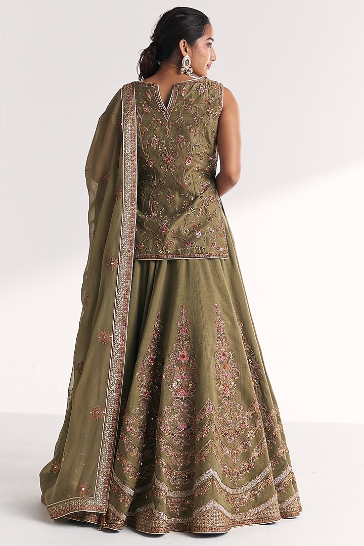 Green Raw Silk & Dola Silk Embroidered Bridal Lehenga Set by Studio Bagechaa at Pernia's Pop Up Shop
