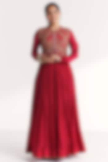 Magenta Pink Dola Silk Wedding Anarkali Set by Studio Bagechaa at Pernia's Pop Up Shop