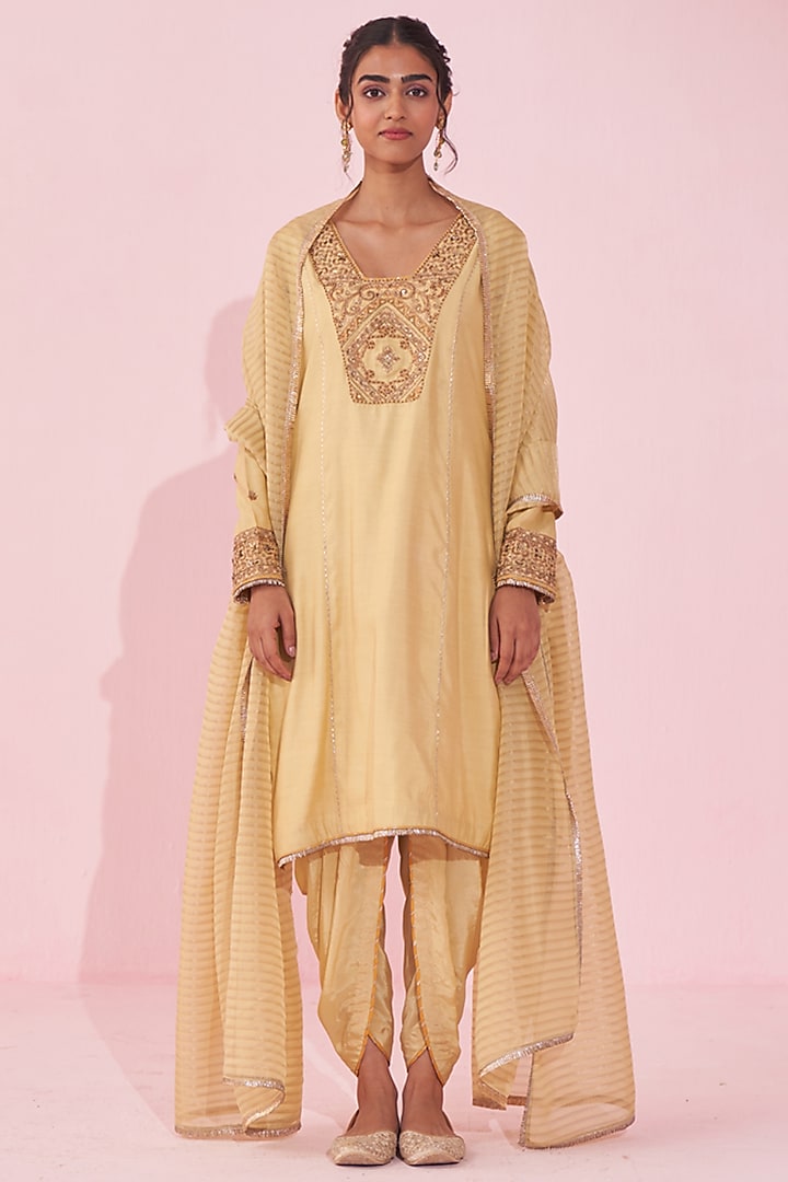 Yellow Crepe Zari Hand Embroidered Kurta Set by Studio Bagechaa at Pernia's Pop Up Shop