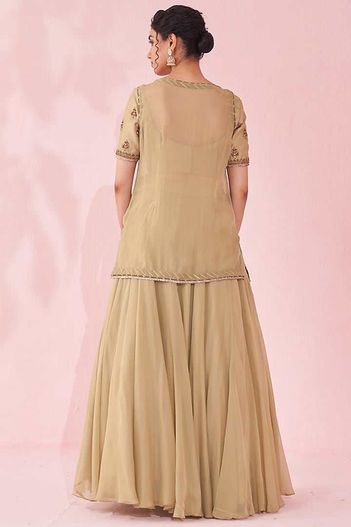 Green Chanderi Jacket Wedding Lehenga Set by Studio Bagechaa at Pernia's Pop Up Shop