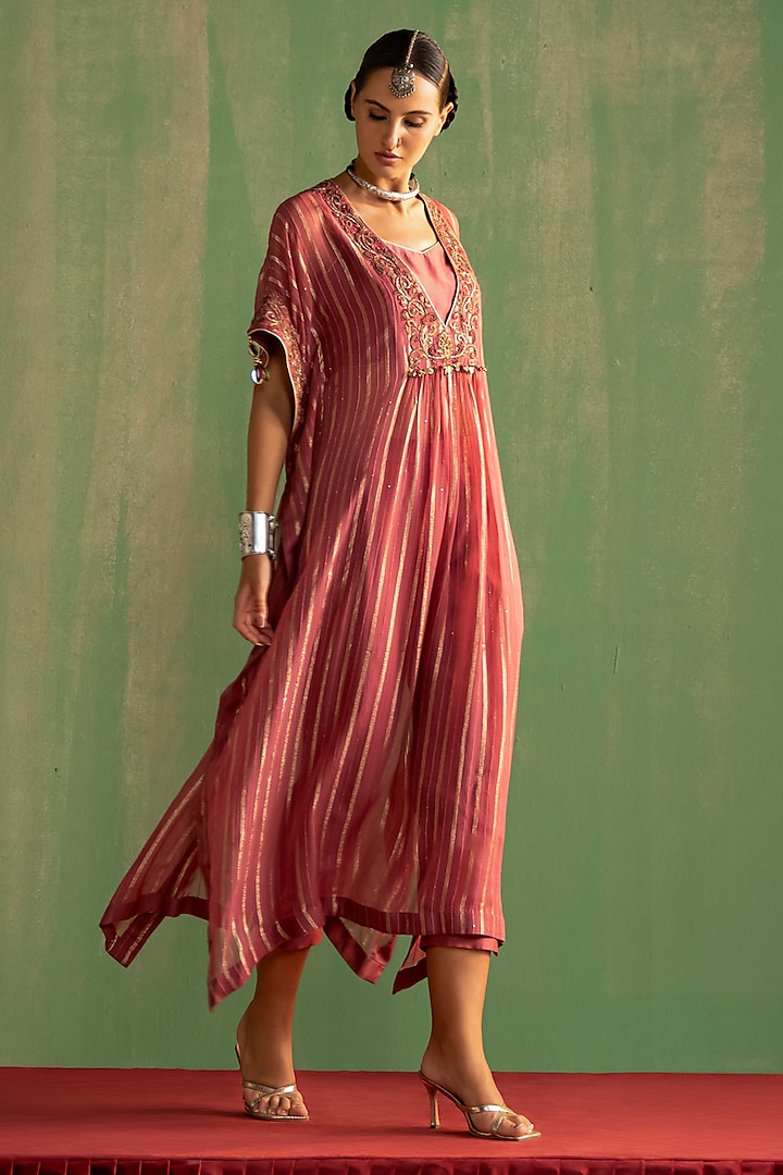 Mauve Pink Organza Lurex Mirror Hand Embroidered Kaftan Set by Studio Bagechaa at Pernia's Pop Up Shop