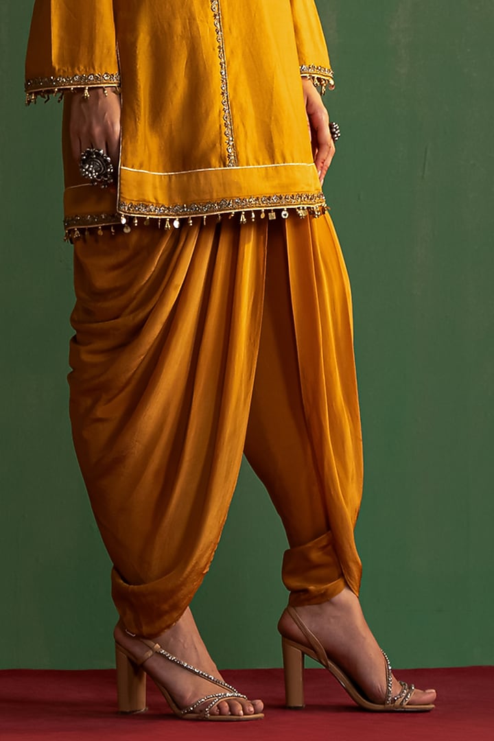 Mustard Chanderi Hand Embroidered Short Kurta Set by Studio Bagechaa at Pernia's Pop Up Shop