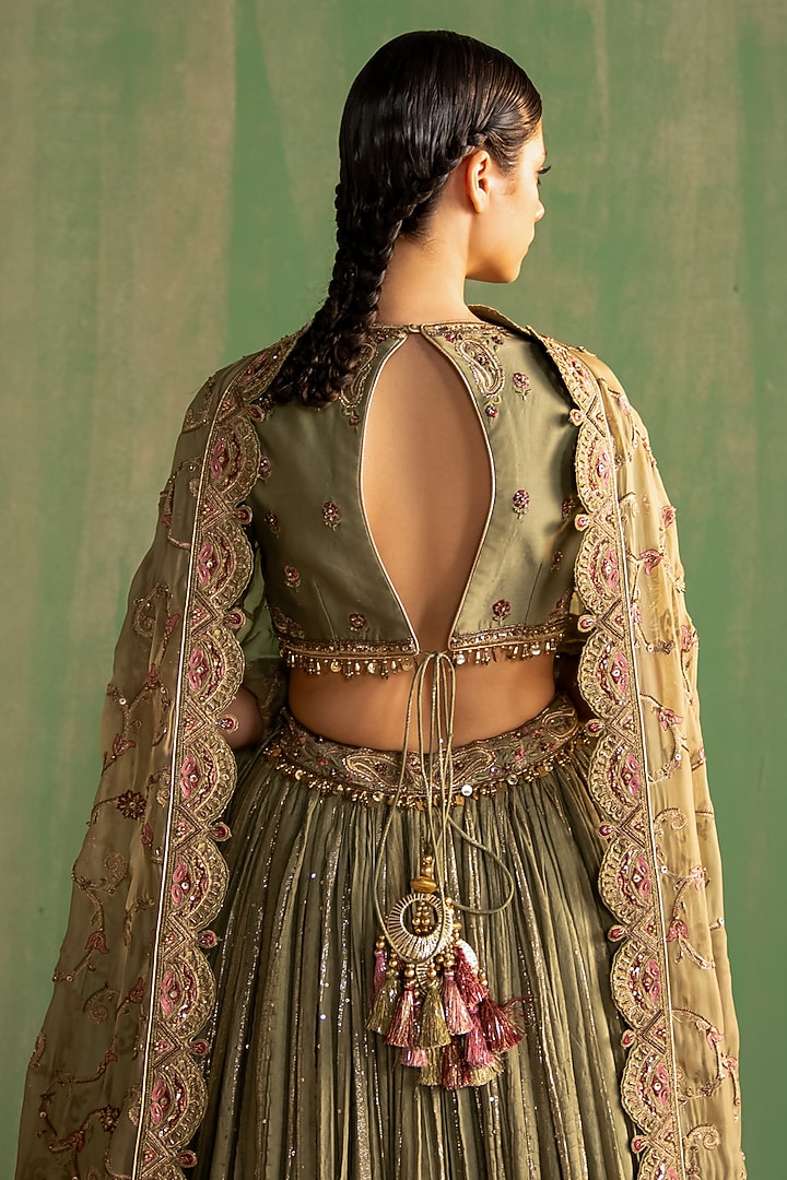 Green Chanderi Lurex Crushed Wedding Lehenga Set by Studio Bagechaa at Pernia's Pop Up Shop