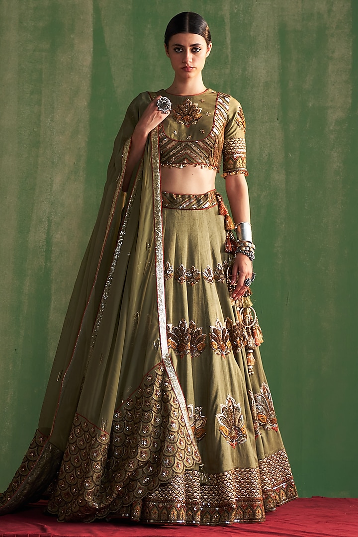 Green Fine Silk Hand Embroidered Wedding Lehenga Set by Studio Bagechaa at Pernia's Pop Up Shop