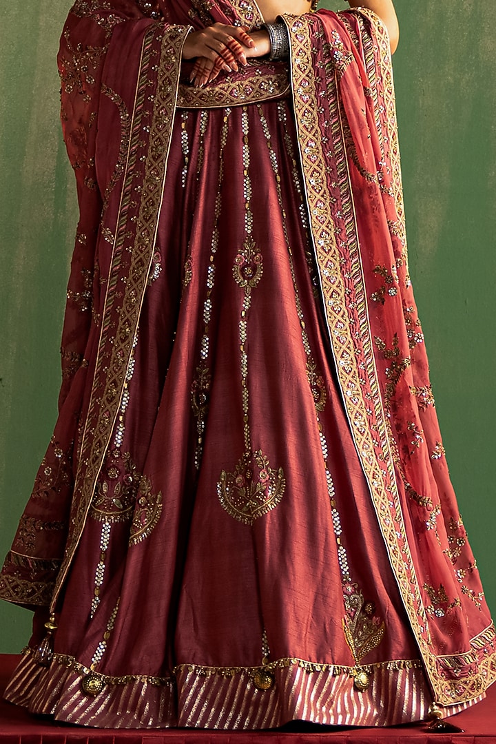 Mauve Pink Fine Silk Sequins Hand Embellished Bridal Lehenga Set by Studio Bagechaa at Pernia's Pop Up Shop