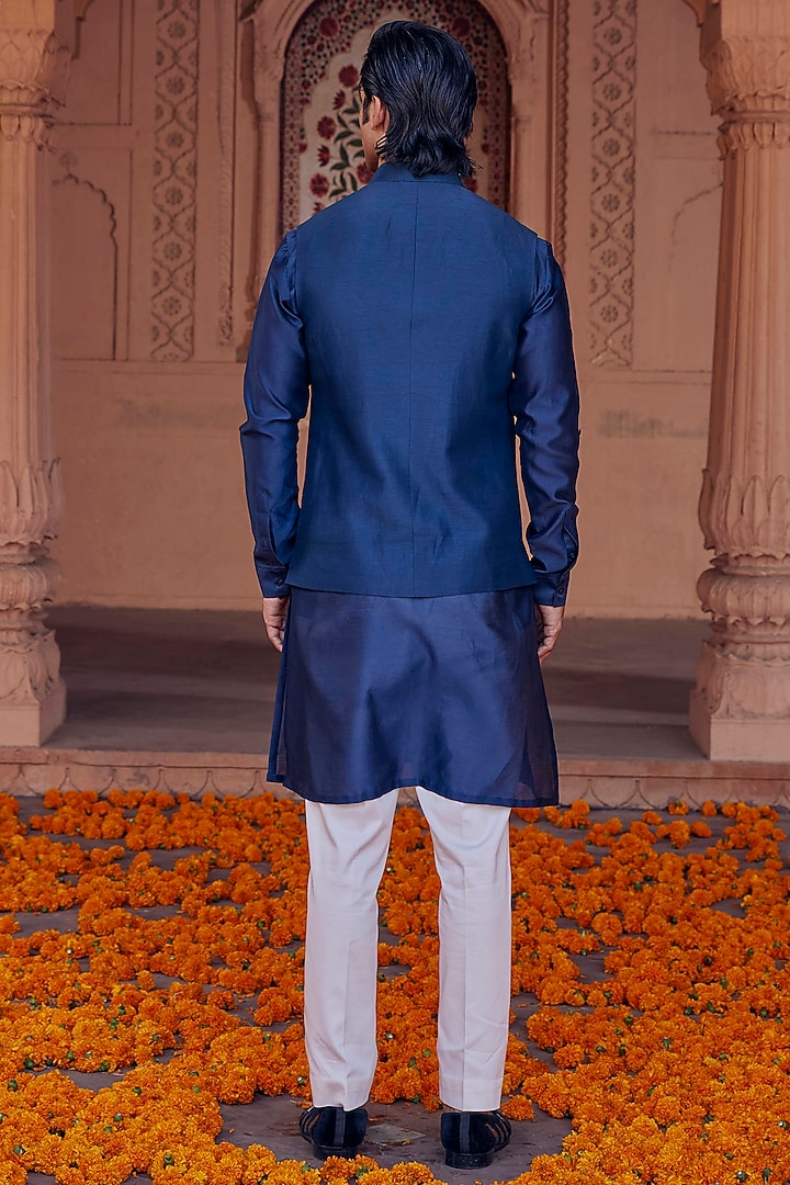 Turquoise Chanderi Hand Embroidered Nehru Jacket Set by Studio Bagechaa Men at Pernia's Pop Up Shop