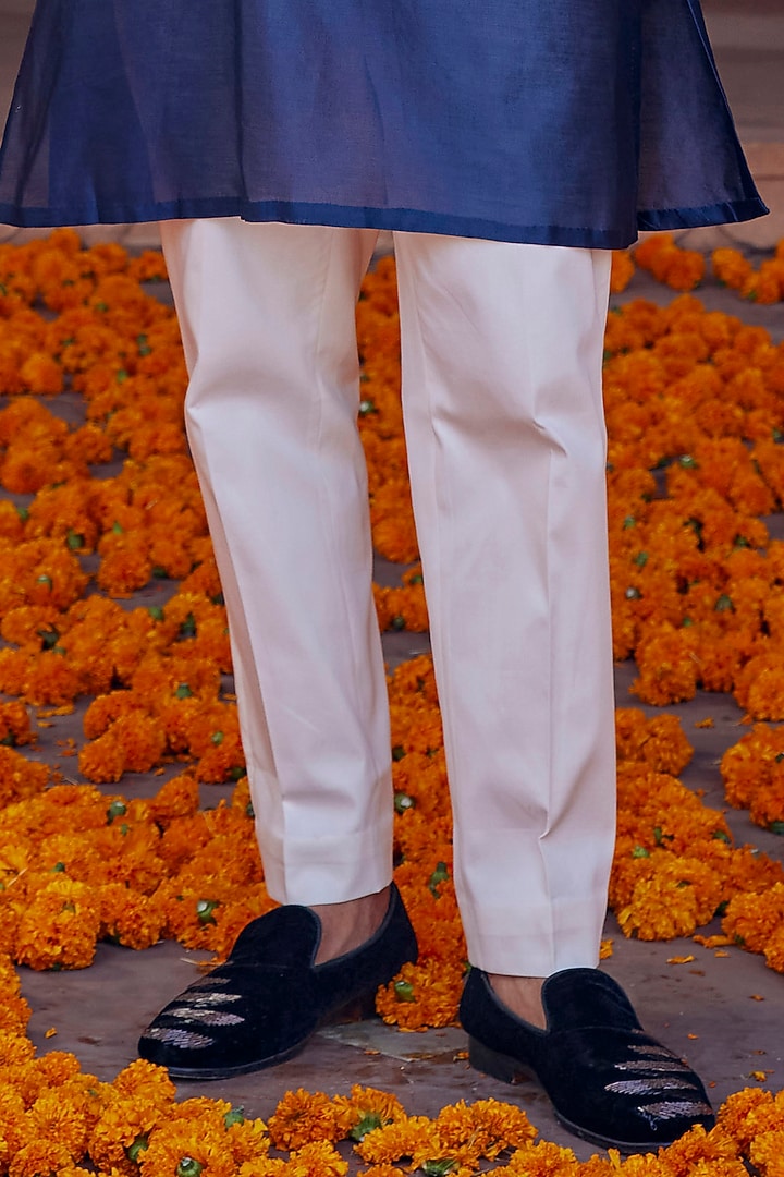 Turquoise Chanderi Hand Embroidered Nehru Jacket Set by Studio Bagechaa Men at Pernia's Pop Up Shop